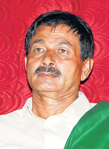 ಗುಲಾಮಗಿರಿಗೆ ದೂಡುವ ಬಜೆಟ್‌