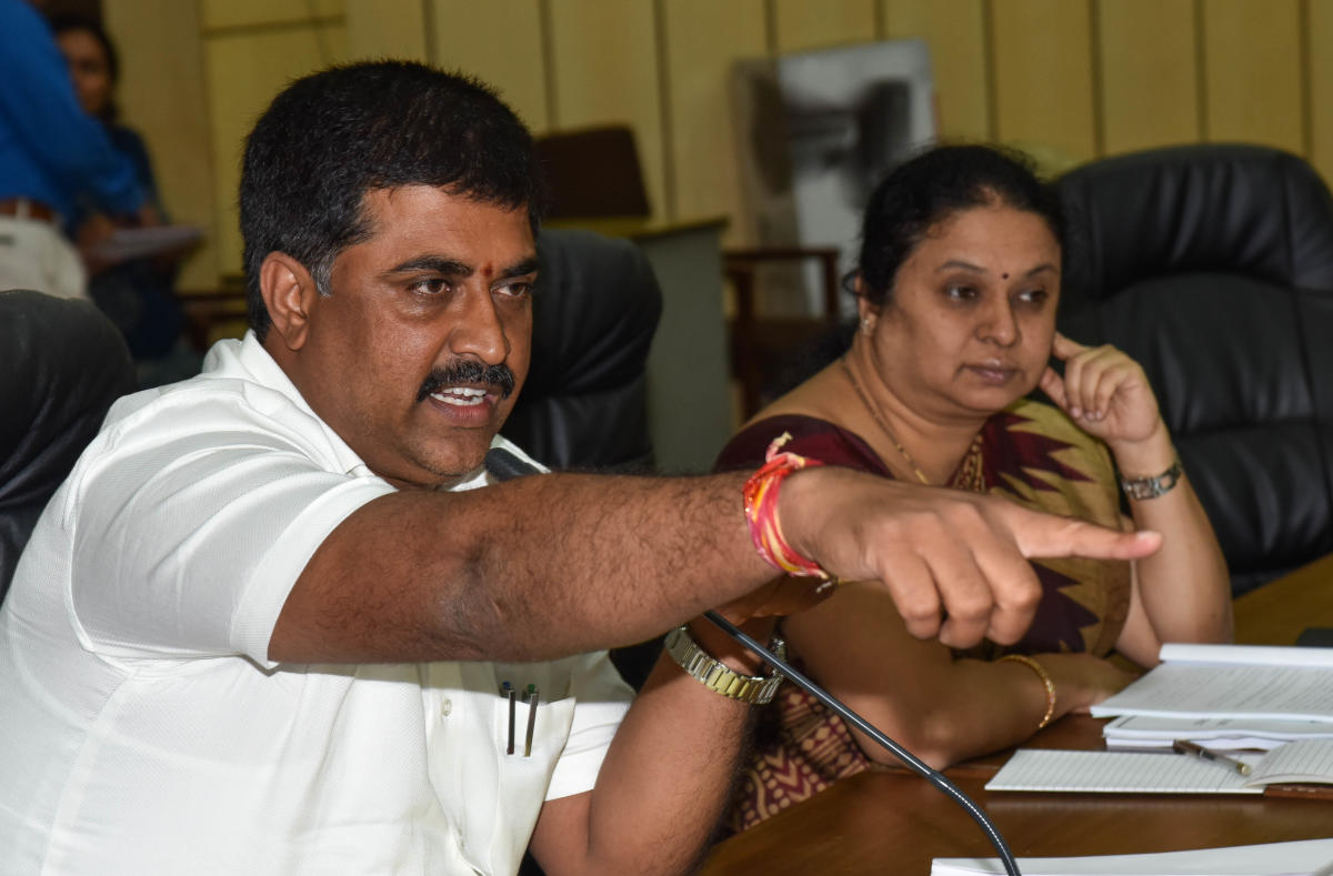 ಗದ್ದಲದಲ್ಲಿ ಕಳೆದು ಹೋಯ್ತು ಜಿಲ್ಲಾ ಪಂಚಾಯಿತಿ ‘ಸಾಮಾನ್ಯ ಸಭೆ’