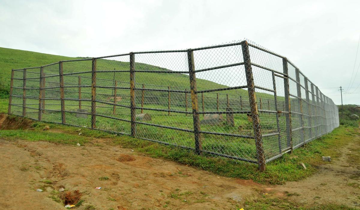 ಖಬರಸ್ತಾನ: ಚೈನ್‌ಲಿಂಕ್‌ ಮೆಷ್‌ ಅಳವಡಿಕೆ, ಬೇಲಿ ಬಿಗಿ