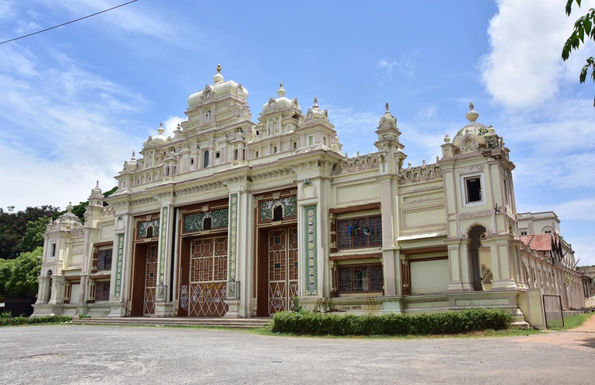ಮೈಸೂರಿನಲ್ಲಿ ನೀವು ನೋಡಲೇಬೇಕಾದ ಅರಮನೆಗಳಿವು...