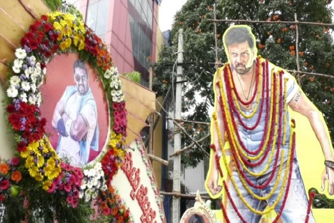 ಧ್ರುವ ಸರ್ಜಾ ಕಟೌಟ್‌: ದೂರು
