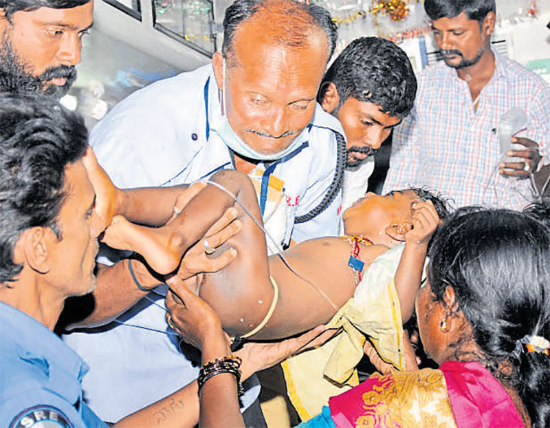 ಪ್ರಸಾದದಲ್ಲಿ ವಿಷ ಹಾಕುವಷ್ಟು ಕ್ರೌರ್ಯ ಬೆಳೆಯಿತೇ?