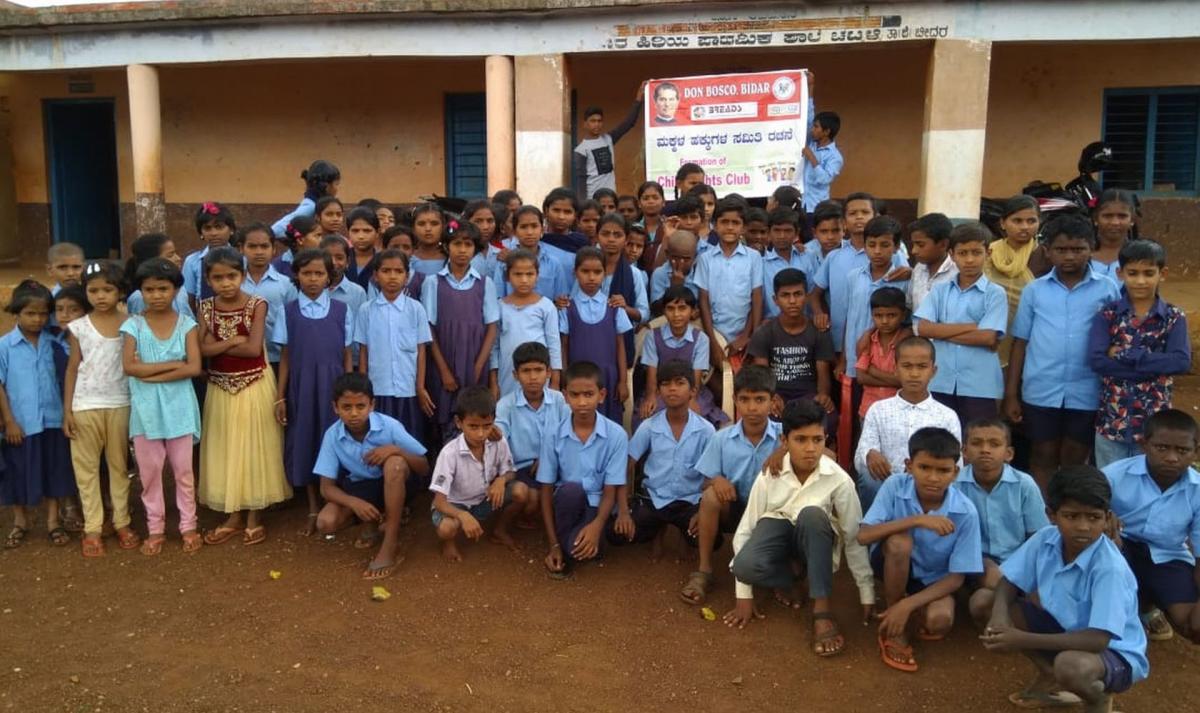 ಗ್ರಾಮೀಣ ಶಾಲೆಗಳಲ್ಲಿ ಇಂಗ್ಲಿಷ್‌ ಶಿಕ್ಷಕರ ಕೊರತೆ