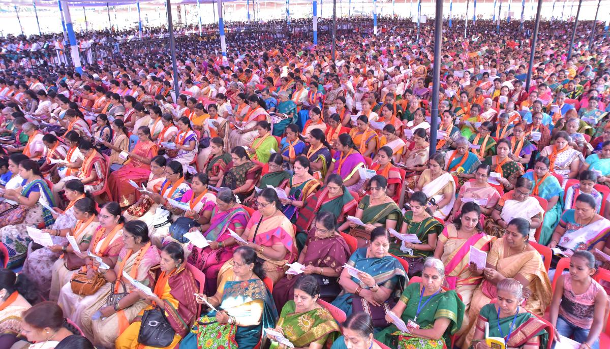 ‘ಭಗವದ್ಗೀತೆ ಪಠ್ಯವಾಗಲಿ’