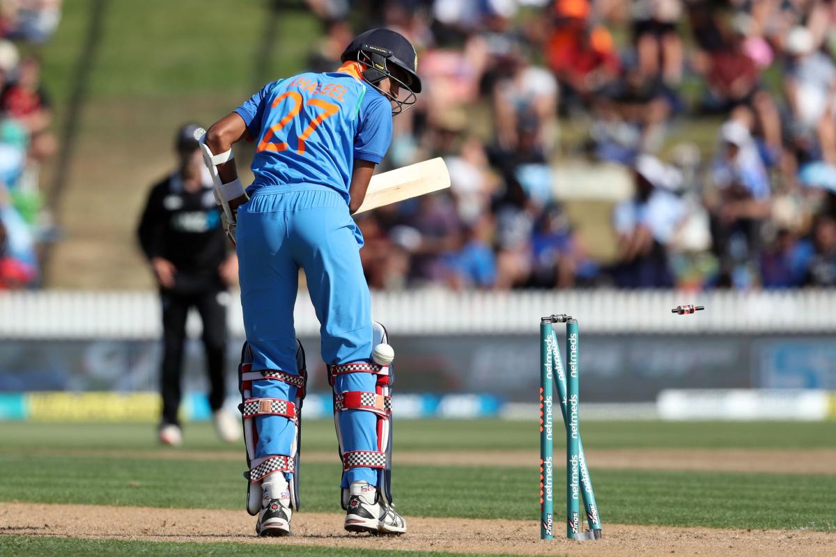 ಭಾರತ–ನ್ಯೂಜಿಲೆಂಡ್‌: ಟ್ರೆಂಟ್ ಬೌಲಿಂಗ್‌ಗೆ ಭಾರತೀಯ ಬ್ಯಾಟ್ಸ್‌ಮನ್‌ಗಳು ಬೌಲ್ಡ್