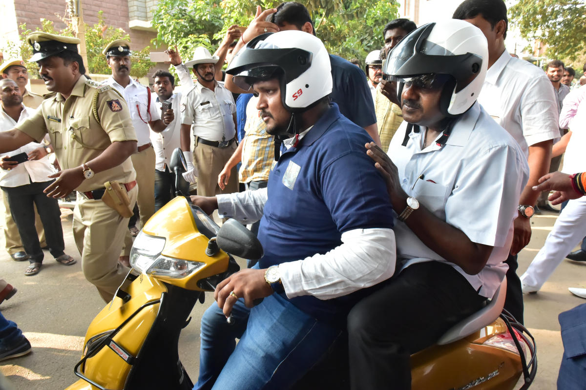 ಜನ ಸೇವಕ: ಮನೆ ಬಾಗಿಲಿಗೆ ಸರ್ಕಾರಿ ಸೇವೆಗಳು
