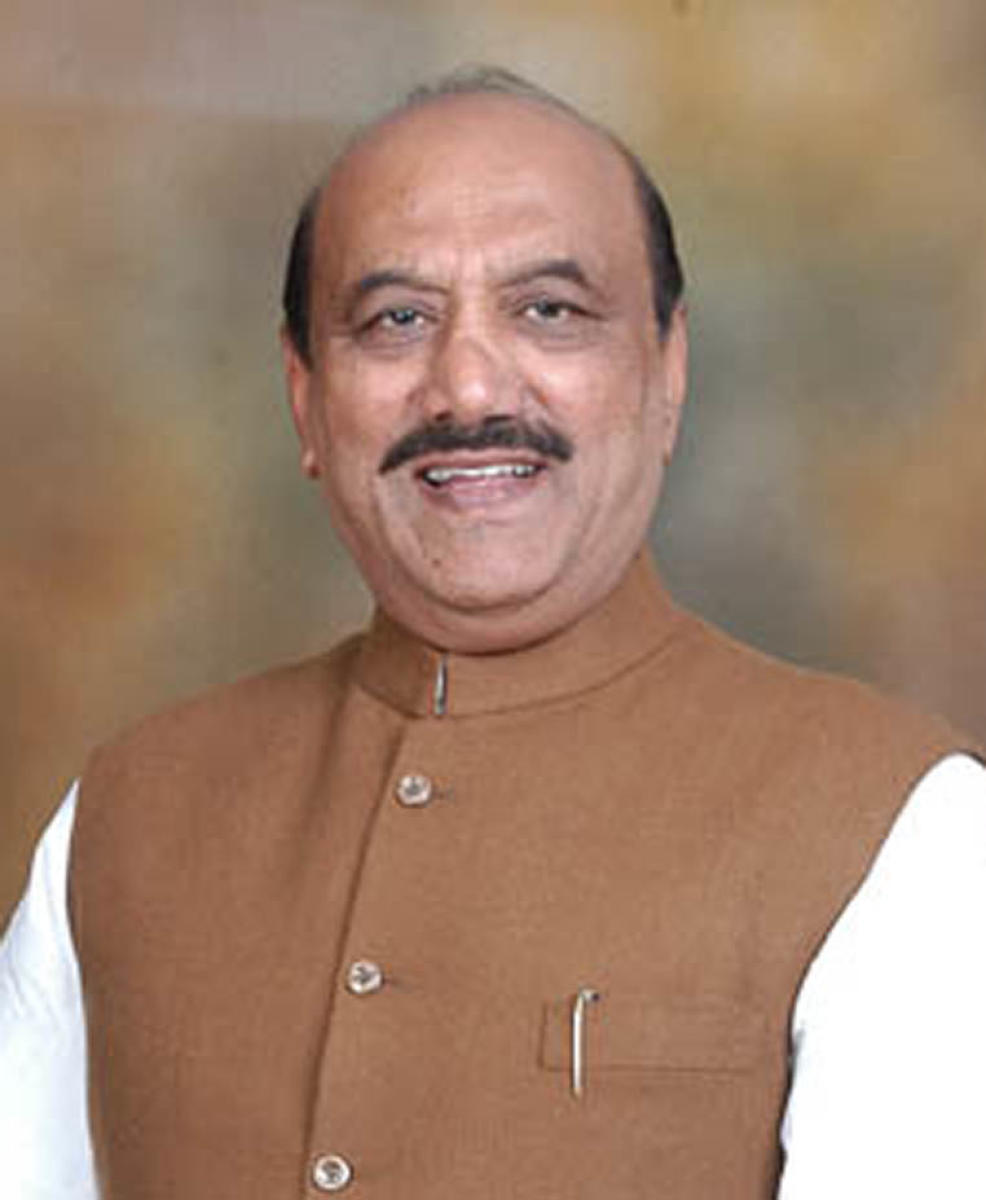 ರಮೇಶ ಅವರನ್ನು ಪ್ರಚಾರಕ್ಕೆ ಕರೆತರುವ ಜವಾಬ್ದಾರಿ ಸತೀಶ ಮೇಲಿದೆ: ಅಶೋಕ ಪಟ್ಟಣ