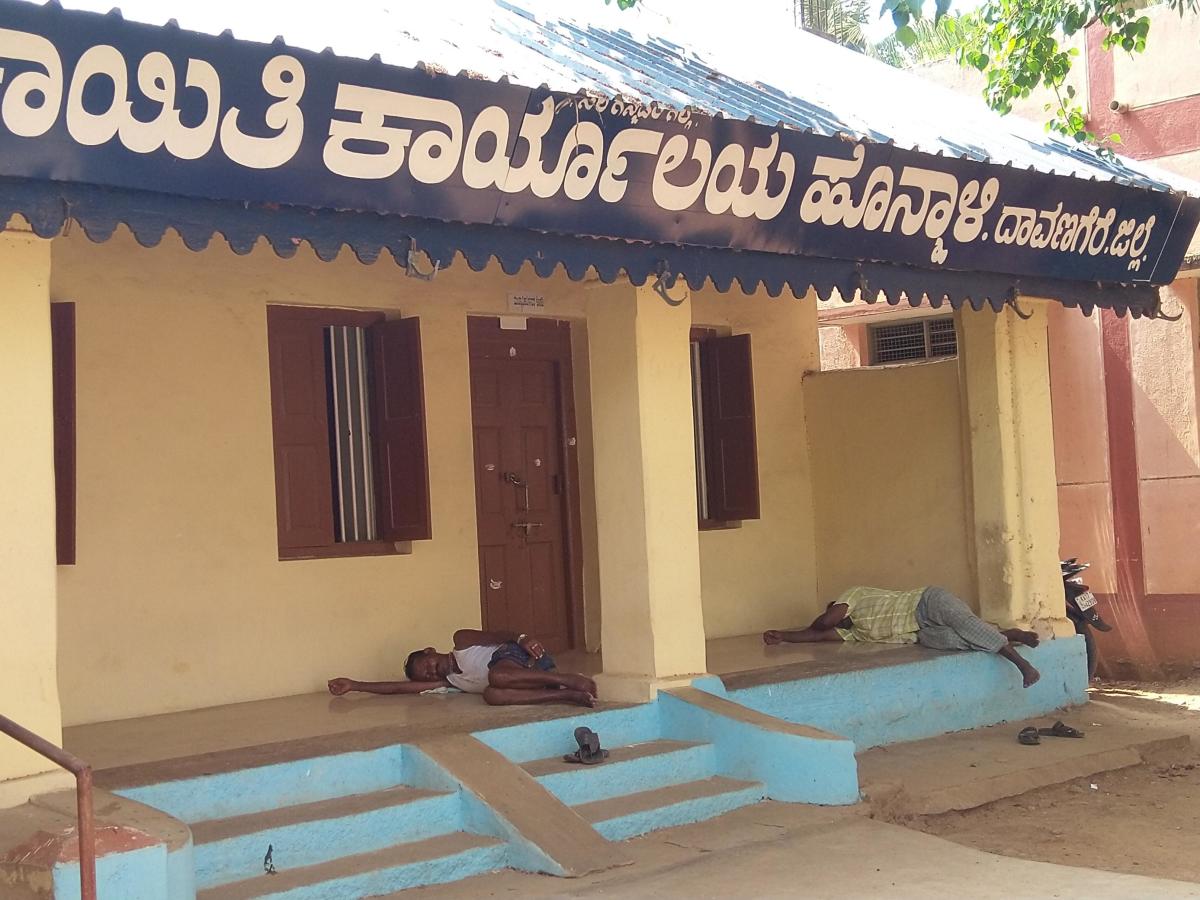 ಹೊನ್ನಾಳಿ: ಹೆಚ್ಚಿದ ಉಷ್ಣಾಂಶ, ಜನರ ಪರದಾಟ