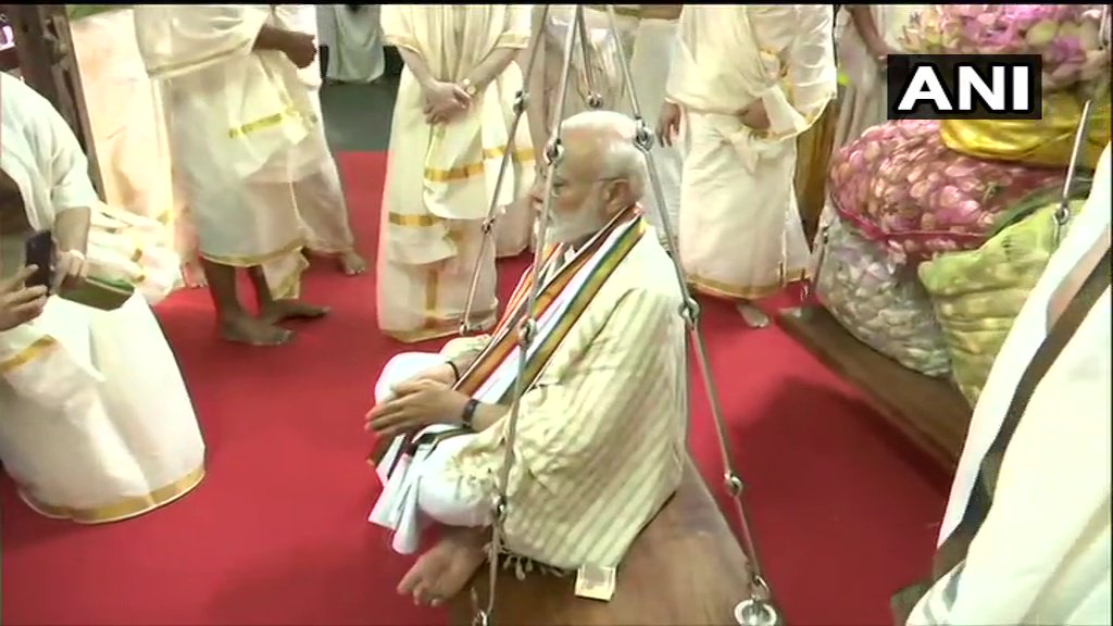ಕೇರಳ | ಕೃಷ್ಣ ದೇವಾಲಯದಲ್ಲಿ ಮೋದಿ ತಾವರೆ ತುಲಾಭಾರ ಸೇವೆ