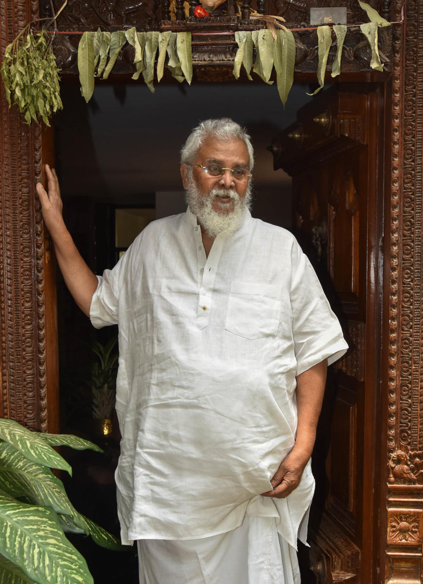 ರಂಗಭೂಮಿ ಮತ್ತು ತುಳು ಅಪ್ಪನ ಪ್ರಾಣ!