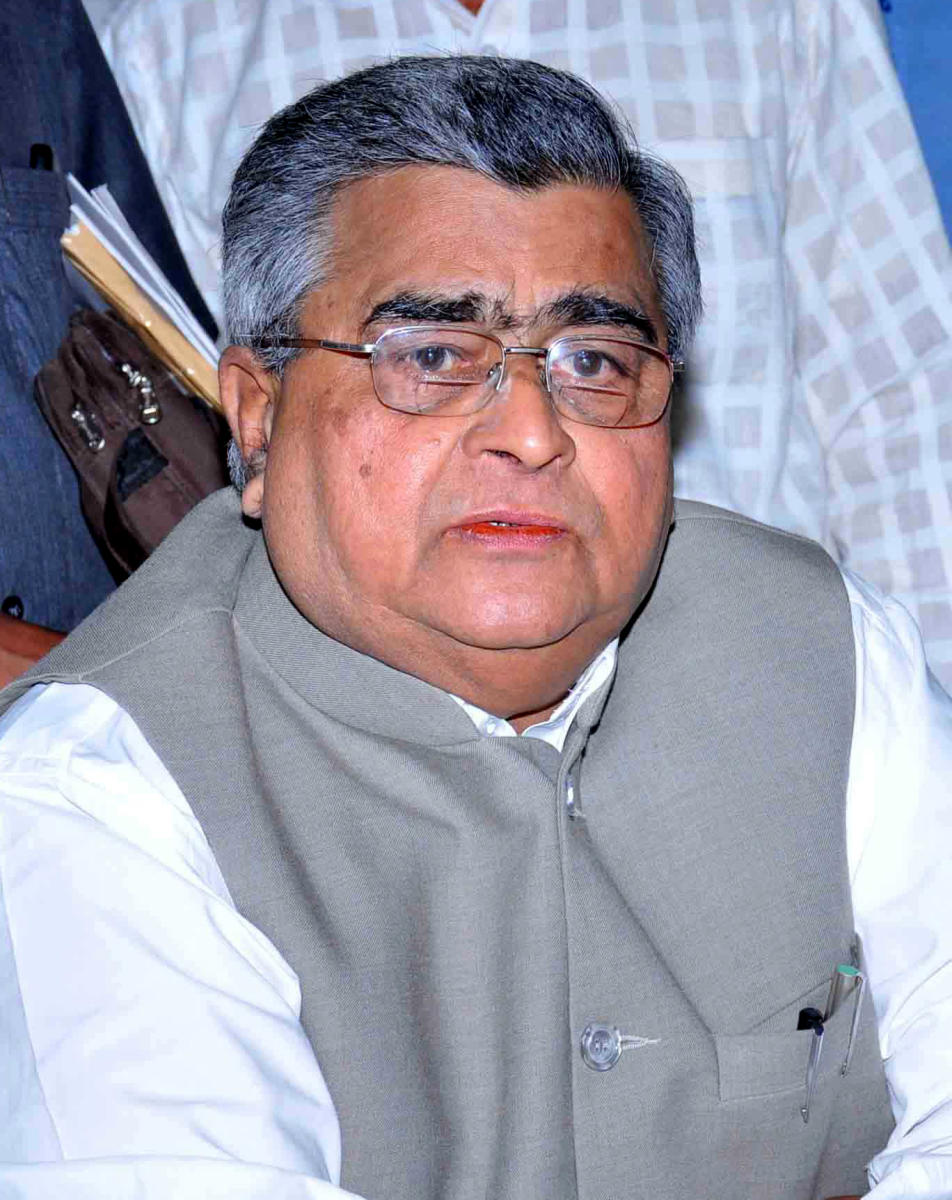 ‘ಮೈತ್ರಿ’ ಬಿಡಿ, ಬಿಜೆಪಿಗೆ ಅಧಿಕಾರ ಕೊಡಿ: ಕೋಳಿವಾಡ