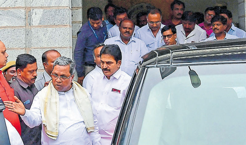ಬಿಜೆಪಿ ಆಟ ಮೈತ್ರಿಗೆ ‘ಪ್ರಾಣ’ ಸಂಕಟ; ಕುಸಿತದತ್ತ ಸಾಗುತ್ತಿದೆ ‘ವಿಶ್ವಾಸ’ದ ಯತ್ನ
