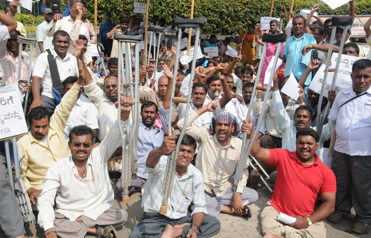 ಆಡಳಿತಕ್ಕೇ ಅಂಗವೈಕಲ್ಯ...! ತ್ರಿಶಂಕು ಸ್ಥಿತಿಯಲ್ಲಿ ಅಂಗವಿಕಲರು