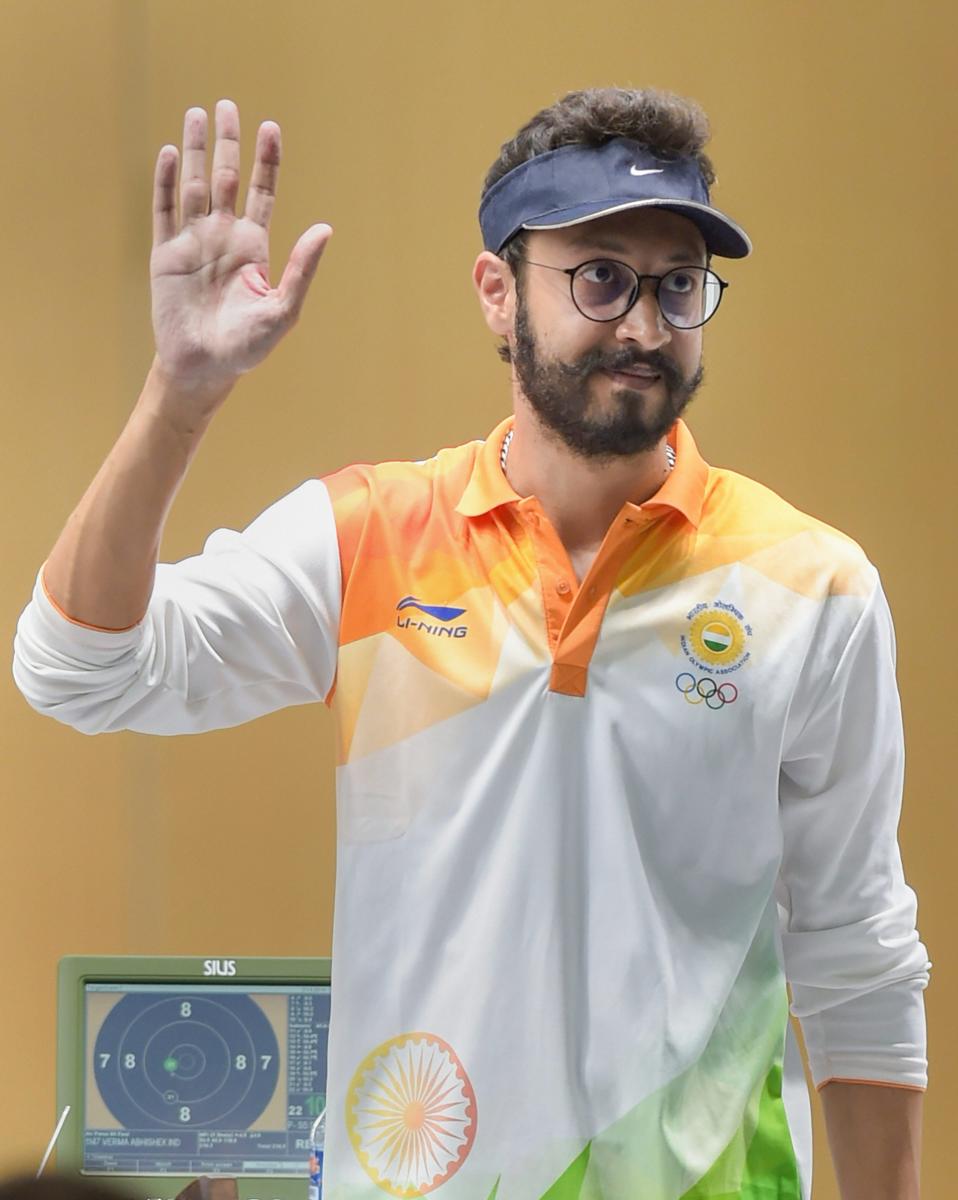 ಅಭಿಷೇಕ್‌ ಕೊರಳಿಗೆ ಚಿನ್ನ; ಸೌರಭ್‌ಗೆ ಕಂಚು