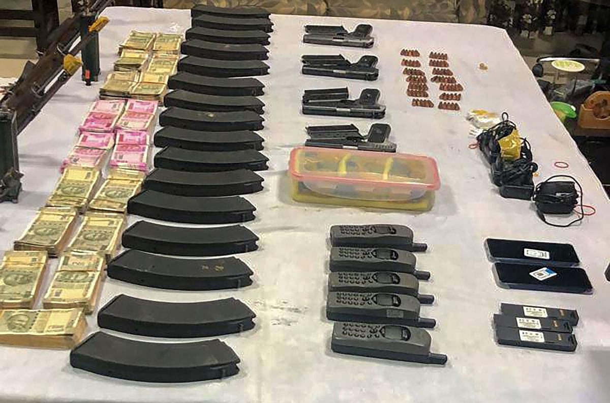 Manipur Violence | ಮಣಿಪುರ: ವಿವಿಧೆಡೆ ಭಾರಿ ಶಸ್ತ್ರಾಸ್ತ್ರ ಜಪ್ತಿ