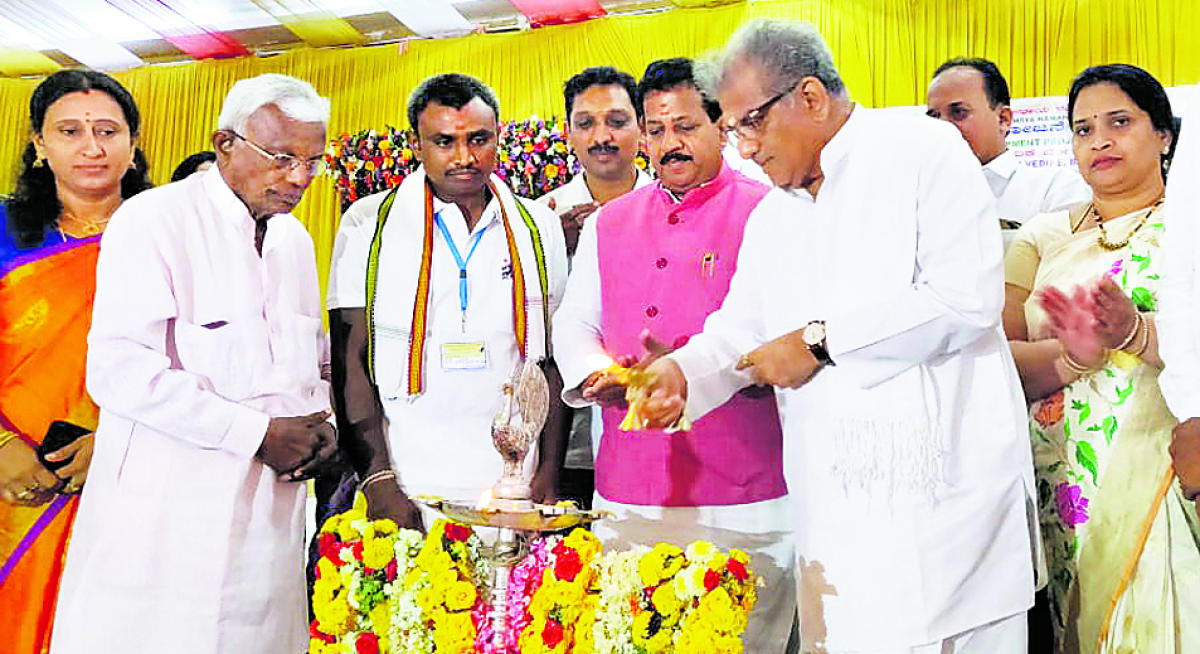 ರಾಷ್ಟ್ರದಾದ್ಯಂತ ಮದ್ಯ ನಿಷೇಧಕ್ಕೆ ಹೆಗ್ಗಡೆ ಸಲಹೆ