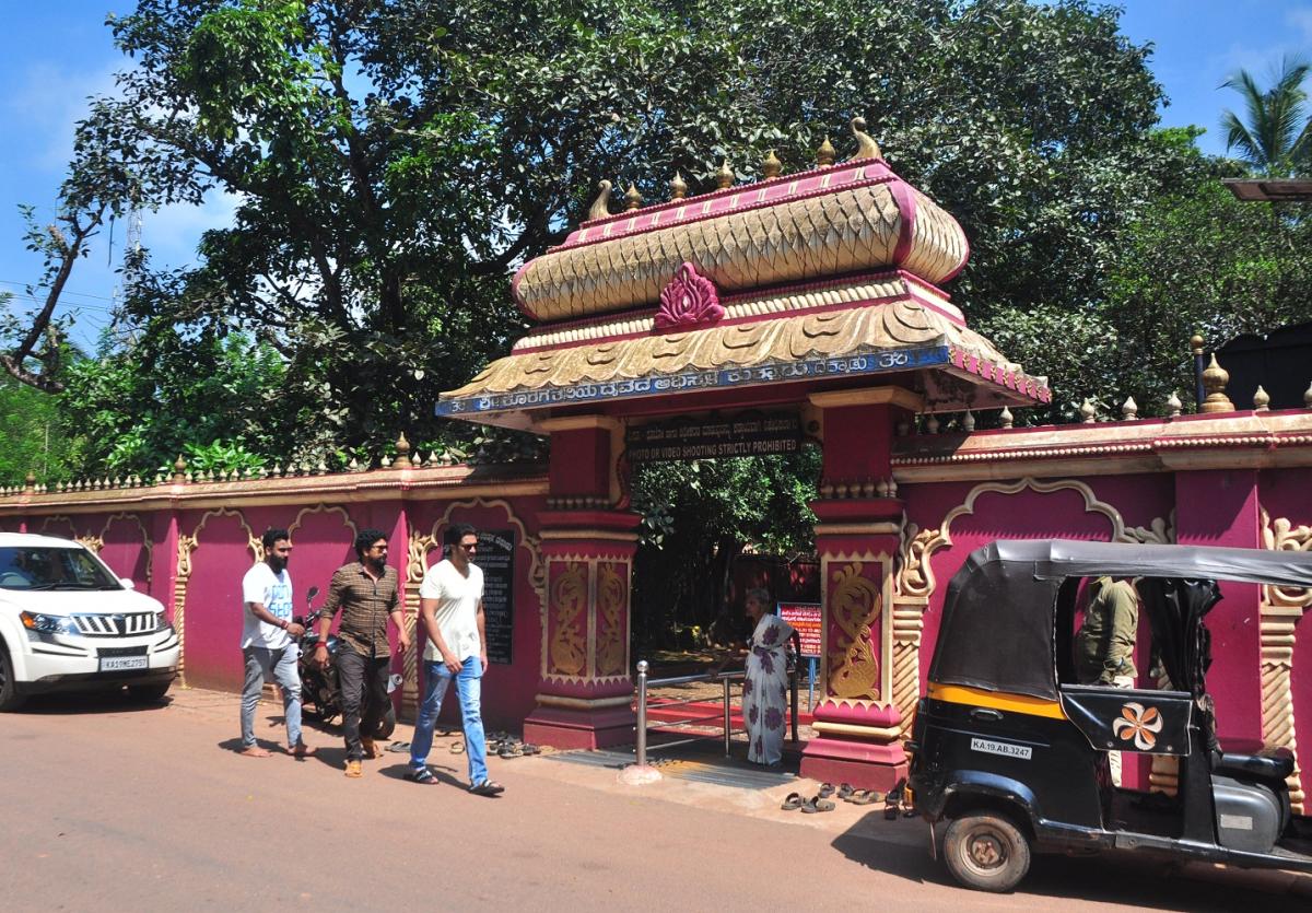 ಕುತ್ತಾರು ಕೊರಗಜ್ಜನ ಕಟ್ಟೆಗೆ ನಟ ಆದಿತ್ಯ  ಹರಕೆ