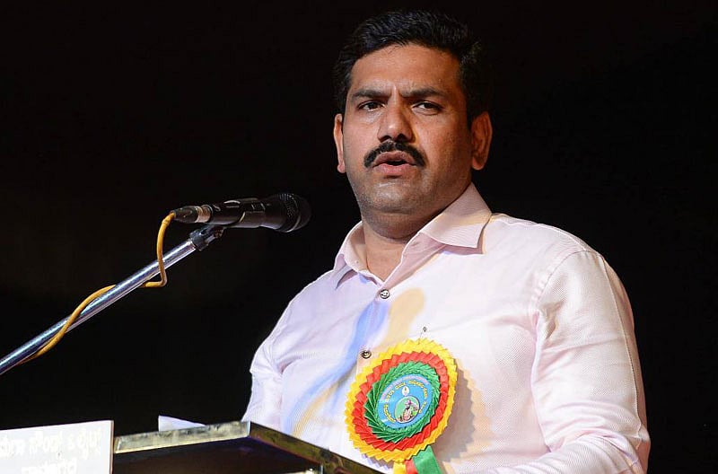 ಹಿಜಾಬ್ ನಿಷೇಧ ವಾಪಸ್: ವಿದ್ಯಾರ್ಥಿಗಳ ಧಾರ್ಮಿಕ ವಿಭಜನೆ ಎಂದ ಬಿ.ವೈ ವಿಜಯೇಂದ್ರ