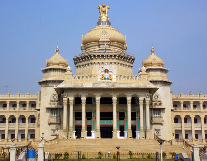 ಕೃಷಿ ಸಾಲ ವಸೂಲಿಗೆ ರಾಜ್ಯ ಸರ್ಕಾರ ಸೂಚನೆ