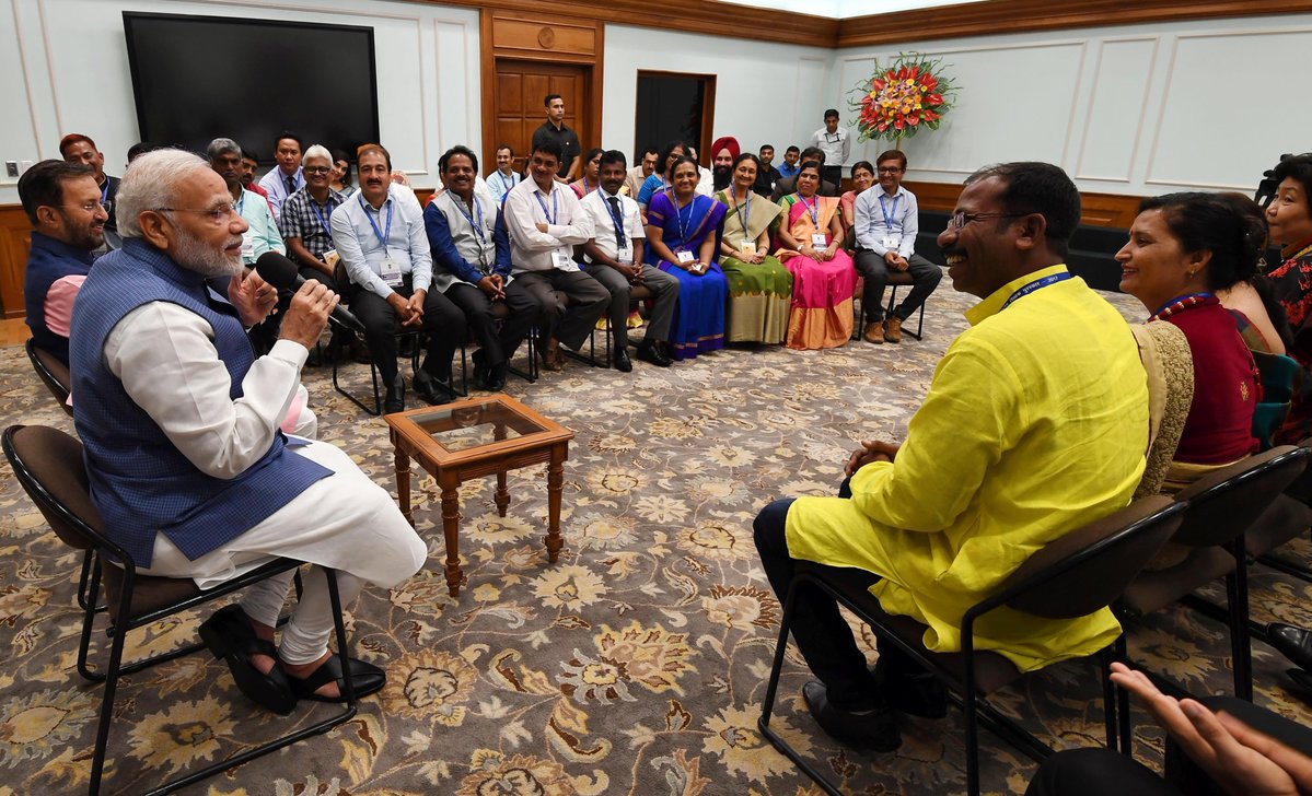 ಶಿಕ್ಷಕರ ದಿನಾಚರಣೆ: ದಾರಿ ತೋರಿದ ಗುರುಗಳ ಸ್ಮರಣೆ