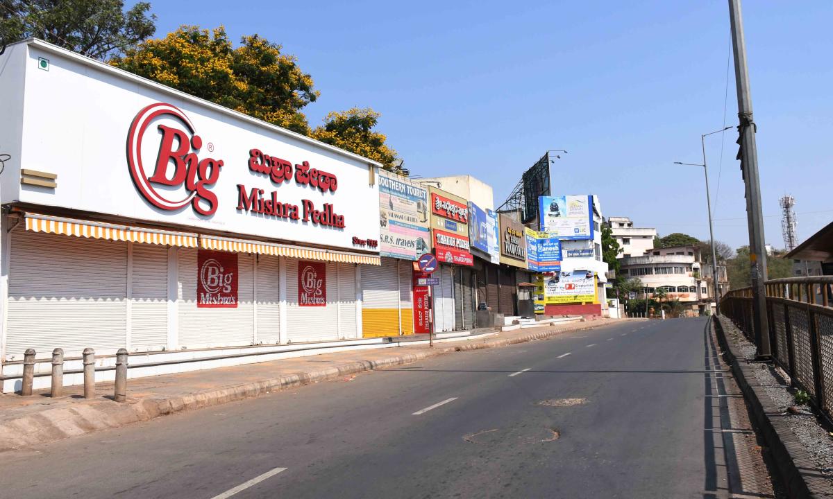 ಲಾಕ್‌ಡೌನ್ ಪರಿಣಾಮ: ಕಹಿಯಾದ ಧಾರವಾಡ ಪೇಢೆ