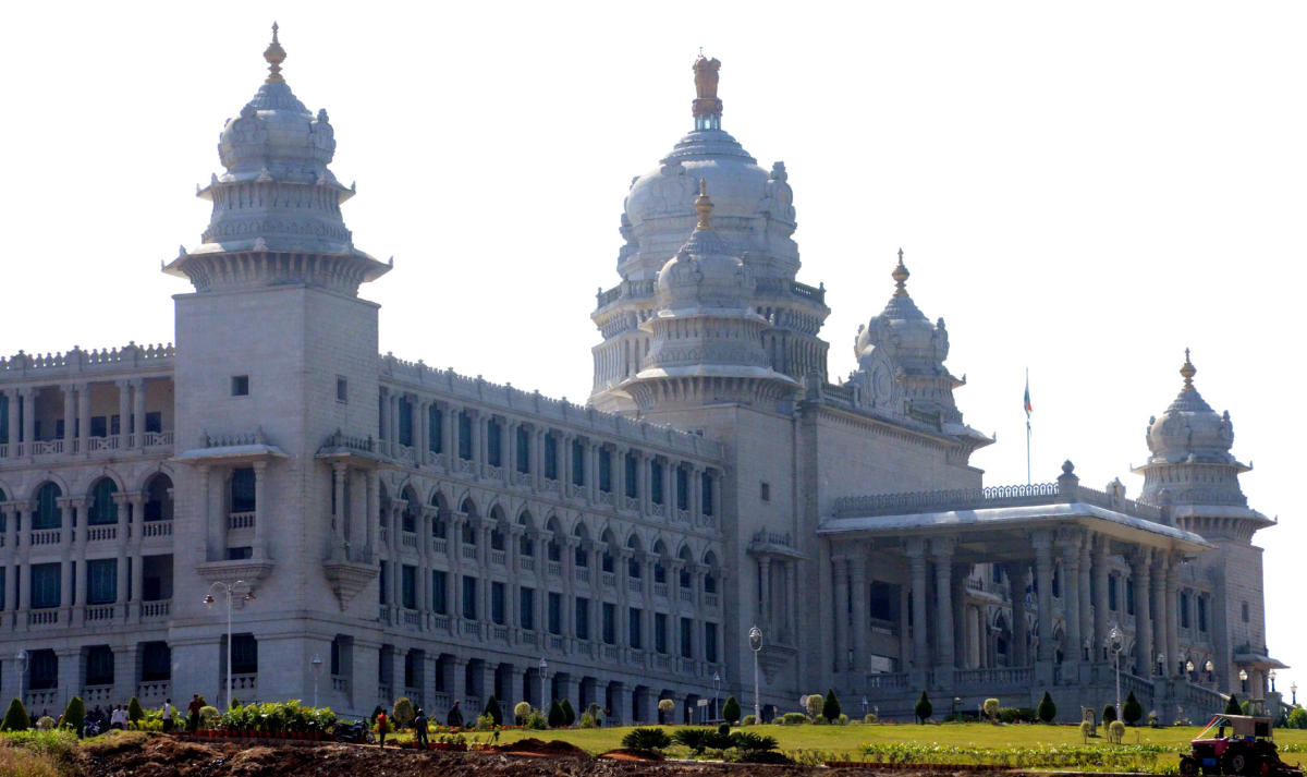 ಸುವರ್ಣ ವಿಧಾನಸೌಧದಲ್ಲಿ ಮೊದಲ ಕಚೇರಿ ಆರಂಭ