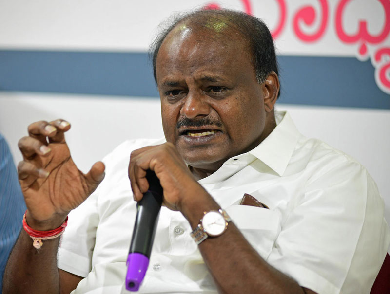 ಬಿಜೆಪಿಯದು ಹೃದಯಹೀನ ಸರ್ಕಾರ, ಕಾಂಗ್ರೆಸ್‌ನದು ಮರಣೋತ್ತರ ಪರೀಕ್ಷೆ ರಾಗ: ಎಚ್‌ಡಿಕೆ