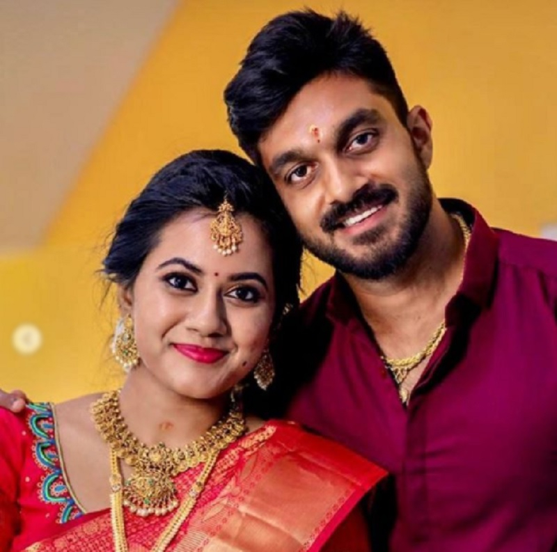 ಕ್ರಿಕೆಟಿಗ ವಿಜಯ್ ಶಂಕರ್-ವೈಶಾಲಿ ವಿಶ್ವೇಶ್ವರನ್ ನಿಶ್ಚಿತಾರ್ಥ: ಶುಭಾಶಯಗಳ ಮಹಾಪೂರ