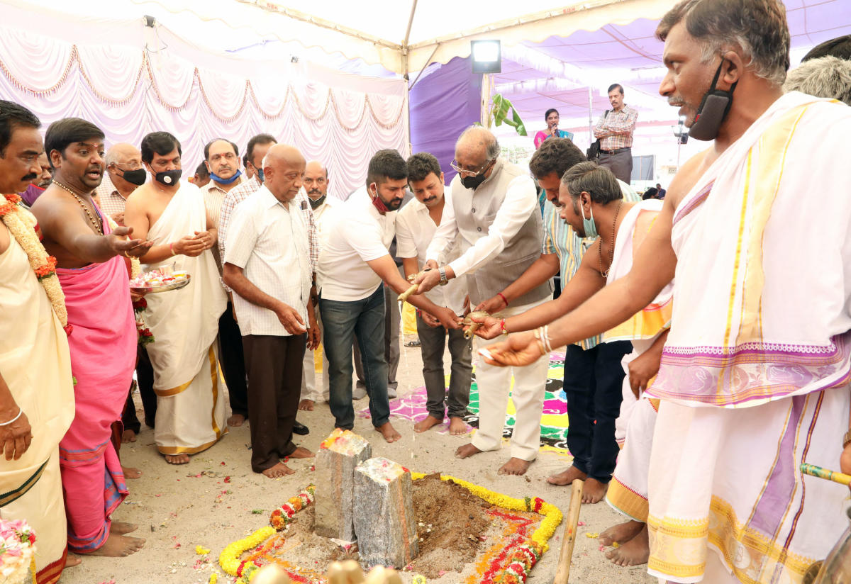 ಮೈಸೂರಿನಲ್ಲಿ ಕರ್ನಾಟಕ ಆರ್ಯವೈಶ್ಯ ಮಹಾಸಭಾದ ಬಹುಪಯೋಗಿ ಕಟ್ಟಡಕ್ಕೆ ಭೂಮಿಪೂಜೆ