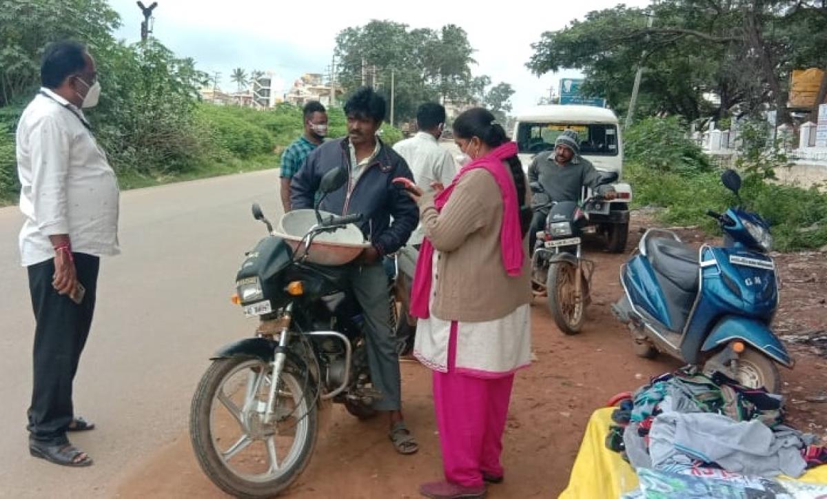 ಚಿಕ್ಕಬಳ್ಳಾಪುರ: ಮಾಸ್ಕ್‌ ಧರಿಸದಿದ್ದರೆ ಬೀಳುತ್ತೆ ದಂಡ