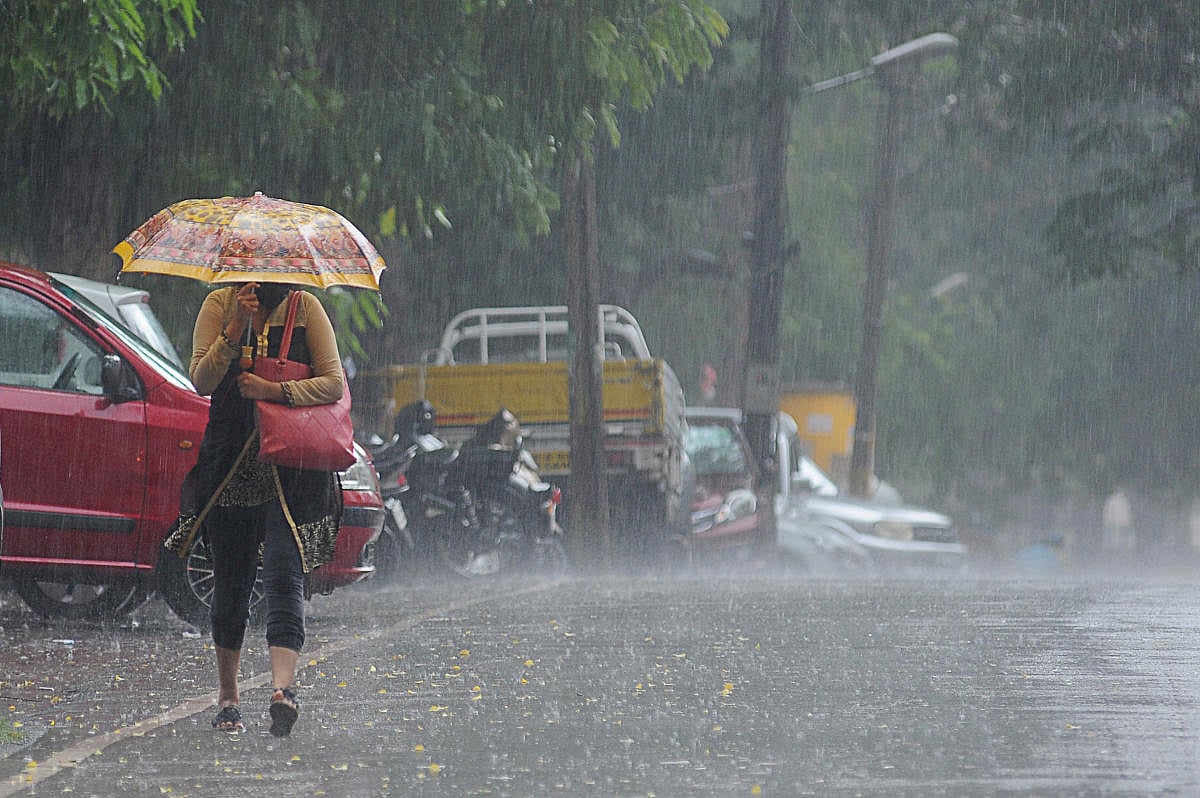ರಾಜ್ಯದ ವಿವಿಧೆಡೆ ಮಾರ್ಚ್‌ 22ರಿಂದ ನಾಲ್ಕು ದಿನ ಮಳೆ ಸಾಧ್ಯತೆ: ಹವಾಮಾನ ಇಲಾಖೆ