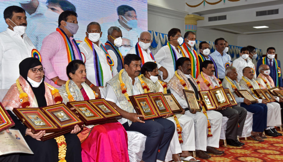 ‘ಆರ್ಥಿಕ ಸ್ಪಂದನೆ: ₹39,600 ಕೋಟಿ ಸಾಲ’- ಬಿ.ಎಸ್‌. ಯಡಿಯೂರಪ್