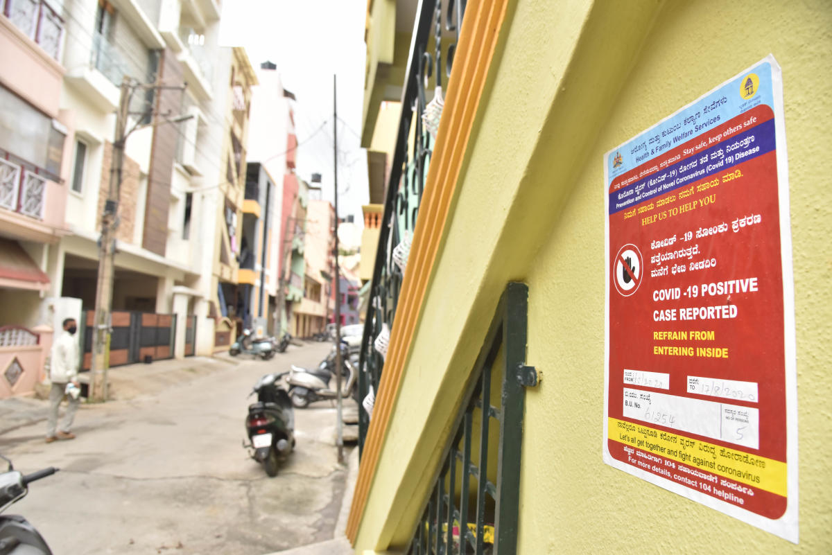 ಮನೆ ಮುಂದೆ ಪೋಸ್ಟರ್ ಅಂಟಿಸಲು ನಾವು ಸೂಚಿಸಿಲ್ಲ: ಸುಪ್ರೀಂಗೆ ಕೇಂದ್ರದ ಮಾಹಿತಿ