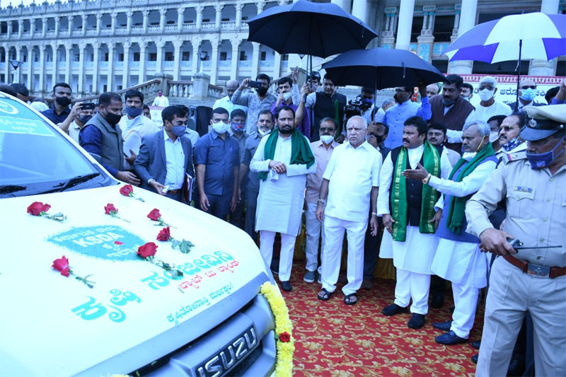 ರೈತರಿಗಾಗಿ ಸಂಚಾರಿ ಸಸ್ಯ ಆರೋಗ್ಯ ಚಿಕಿತ್ಸಾಲಯ ‘ಕೃಷಿ ಸಂಜೀವಿನಿ’ ಲೋಕಾರ್ಪಣೆ