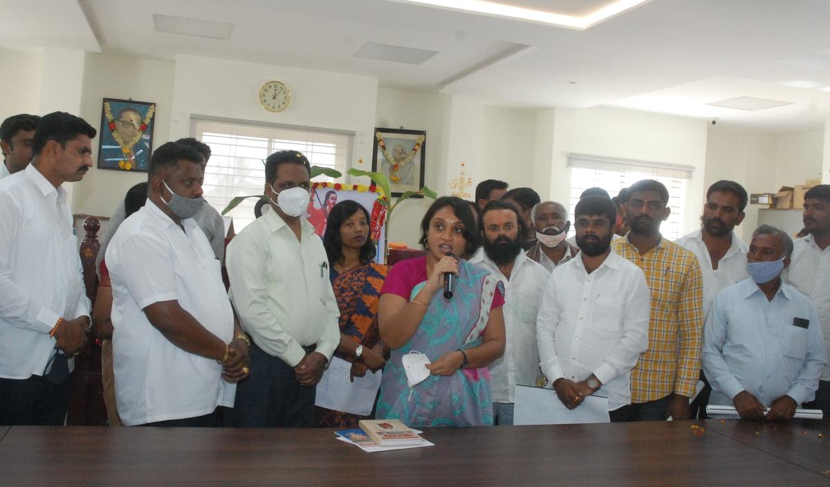 ಅಂಬಿಗರ ಚೌಡಯ್ಯ ಕಾಂತ್ರಿಕಾರಿ ಶರಣ