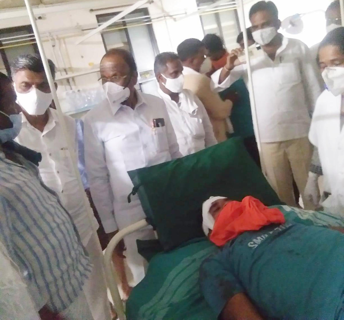 ಬಸನಗೌಡ ಗೆದ್ದ ತಕ್ಷಣ ಗೂಂಡಾಗಿರಿ: ಪ್ರತಾಪಗೌಡ