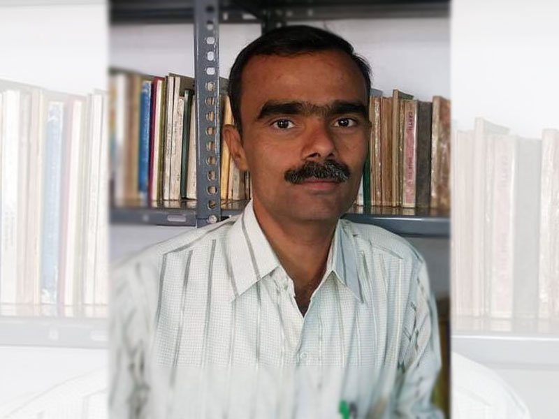 ಕೊರೊನಾ ಭಯ: ರೈಲಿಗೆ ತಲೆಕೊಟ್ಟು ಪತ್ರಕರ್ತ ಆತ್ಮಹತ್ಯೆ