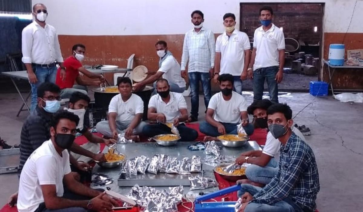 ಸಿಟಿಜೆನ್ ಕ್ಲಬ್‌ನಿಂದ ಅಸಹಾಯಕರಿಗೆ ಊಟ