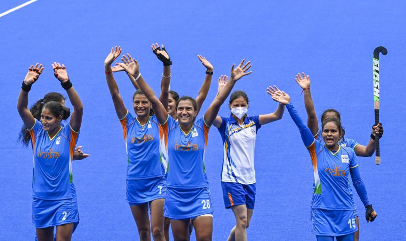 Tokyo Olympics: ಮಿನುಗಿದ ರಾಣಿ ಬಳಗ
