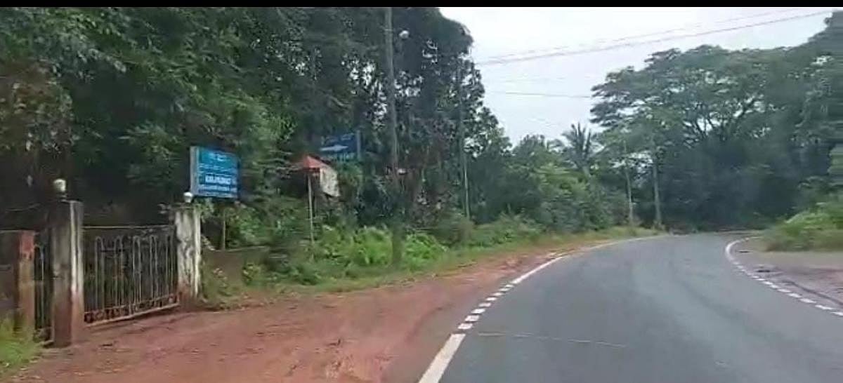 ಹೆದ್ದಾರಿಯಲ್ಲಿ ಬಿರುಕು: ಮಂಗಳೂರು– ಮೂಡುಬಿದಿರೆ ಸಂಚಾರ ಮಾರ್ಗ ಬದಲು