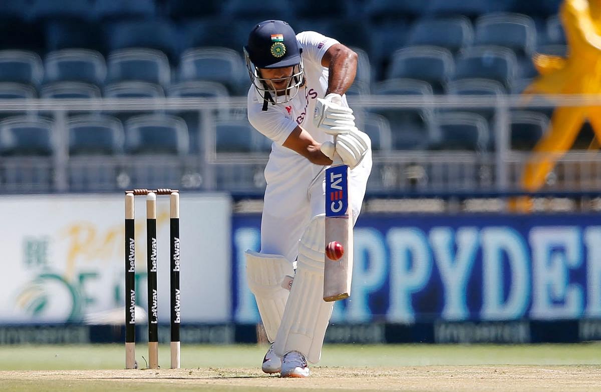 ರಣಜಿ| ರಾಜ್ಯ ತಂಡಕ್ಕೆ ಮಯಾಂಕ್ ಆಸೆರೆ: ಮೊದಲ ಇನಿಂಗ್ಸ್‌ನಲ್ಲಿ ಅಲ್ಪ ಮುನ್ನಡೆ