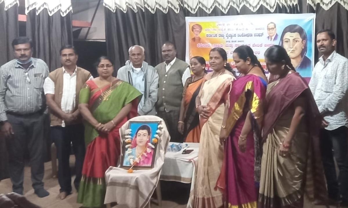 ಬೀದರ್: ಸ್ವಾಭಿಮಾನದ ಬದುಕು ಕಟ್ಟಿಕೊಟ್ಟ ಸಾವಿತ್ರಿಬಾಯಿ