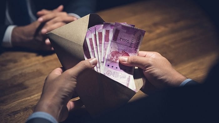 ಜಾಗತಿಕ ಭ್ರಷ್ಟಾಚಾರ ಗ್ರಹಿಕೆ ಸೂಚ್ಯಂಕದಲ್ಲಿ ಭಾರತಕ್ಕೆ 93ನೇ ಸ್ಥಾನ