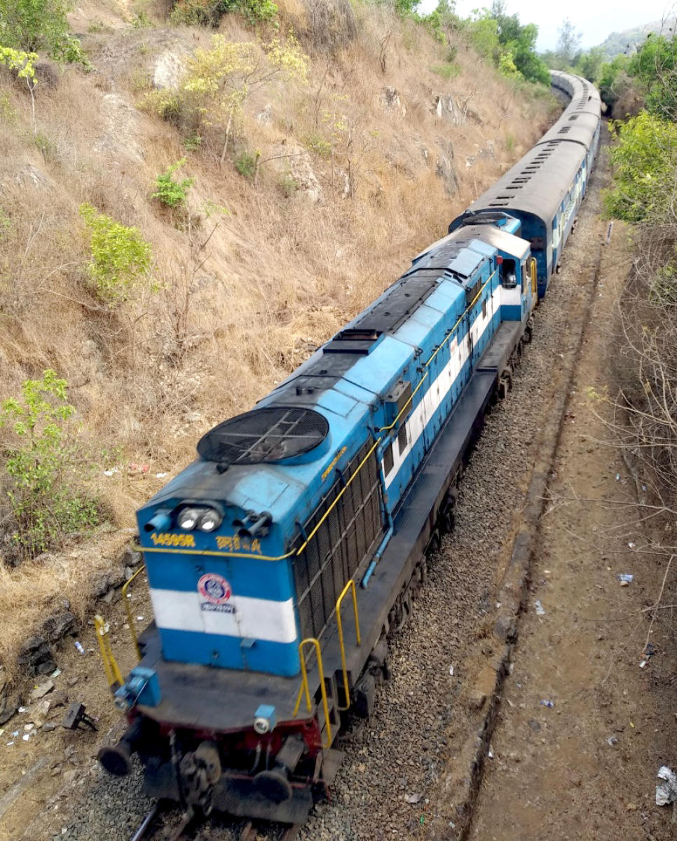 ಹಳಿ ಮೇಲ್ದರ್ಜೆಗೇರಿಸುವ ಕಾಮಗಾರಿ: ಹಲವು ರೈಲುಗಳ ಸಂಚಾರ ರದ್ದು