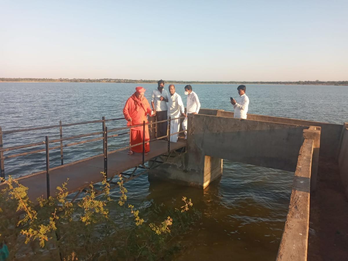 ‘ದೊಡ್ಡಕೆರೆ ತೂಬಿನಲ್ಲಿ ನೀರು ಸೋರಿಕೆ: ಆತಂಕ ಬೇಡ’