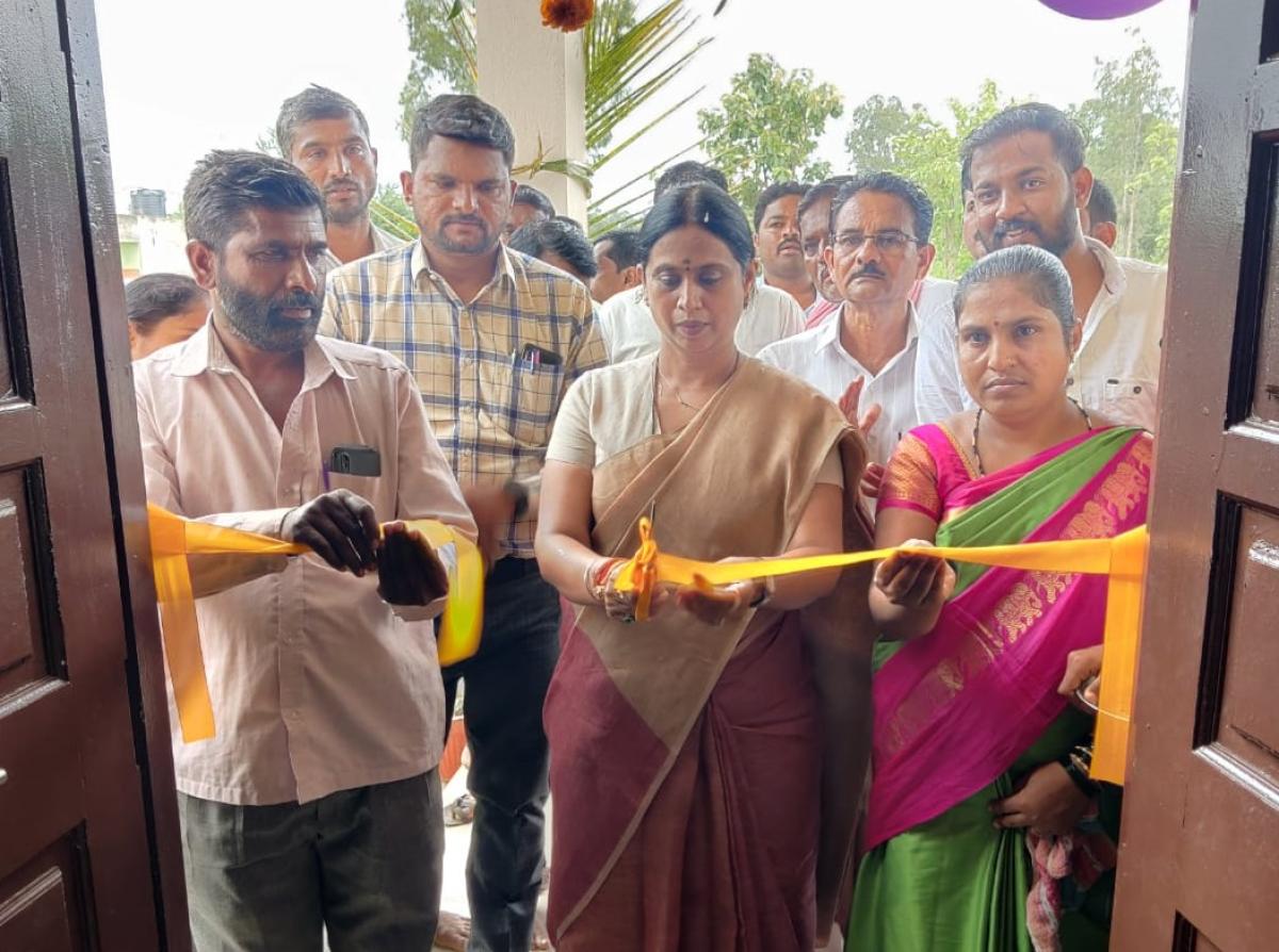ಬೆಳಗಾವಿ: ಸ್ಮಾರ್ಟ್‌ಕ್ಲಾಸ್‌ ಬಳಸಿಕೊಳ್ಳಲು ಸಲಹೆ