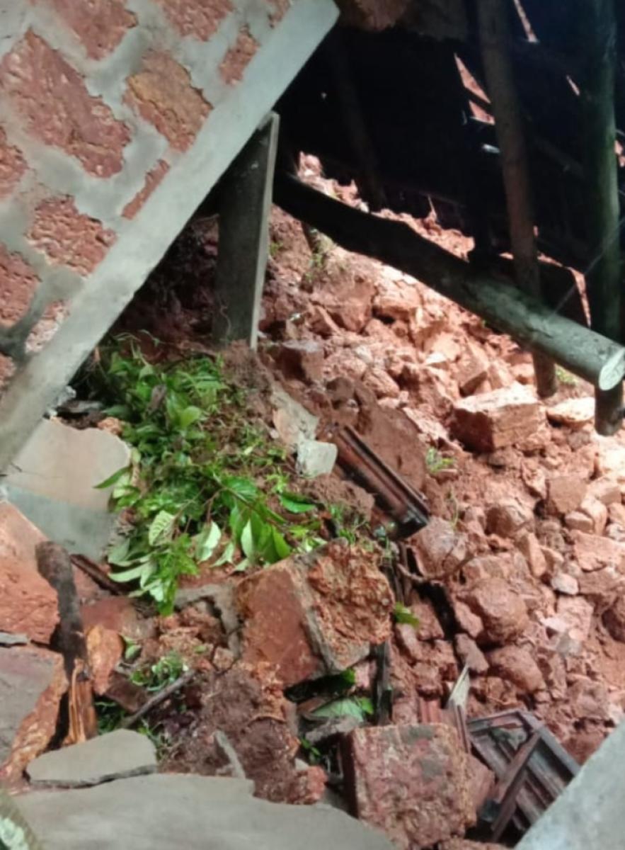ಕಂಪನ: ಗುಳೆ ಹೊರಟ ಗ್ರಾಮಸ್ಥರು