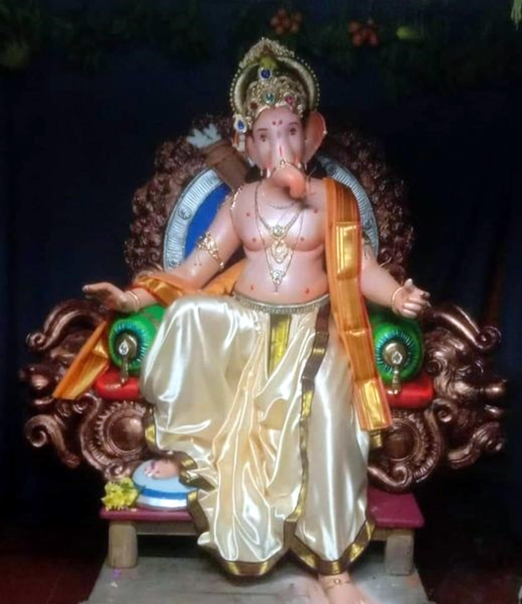 ಹೊನ್ನಾವರ: ಗಣಪತಿ ವಿಗ್ರಹದ ಬಟ್ಟೆ ನೈಜವೇ?: ಕಲಾ ನೈಪುಣ್ಯಕ್ಕೆ ವ್ಯಾಪಕ ಪ್ರಶಂಸೆ