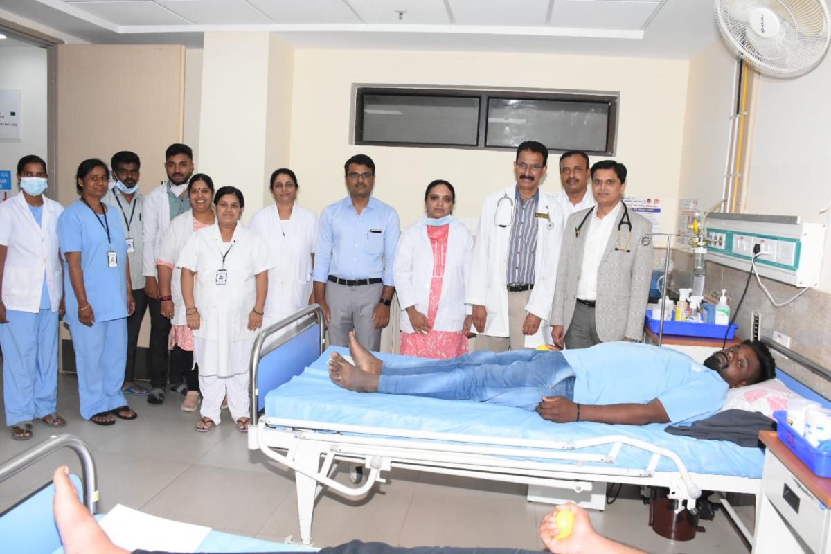 ‘ರಕ್ತ ದಾನ ಮಾಡಿ ಜೀವ ಉಳಿಸಿ’