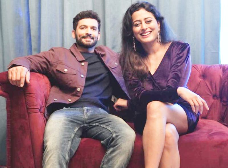 ‘ಎಡಗೈ ಅಪಘಾತಕ್ಕೆ’ ಬಂದ ನಿಧಿ– ದಿಗಂತ್ ನಾಯಕನಾಗಿ ಅಭಿನಯಿಸುತ್ತಿರುವ ಸಿನಿಮಾ
